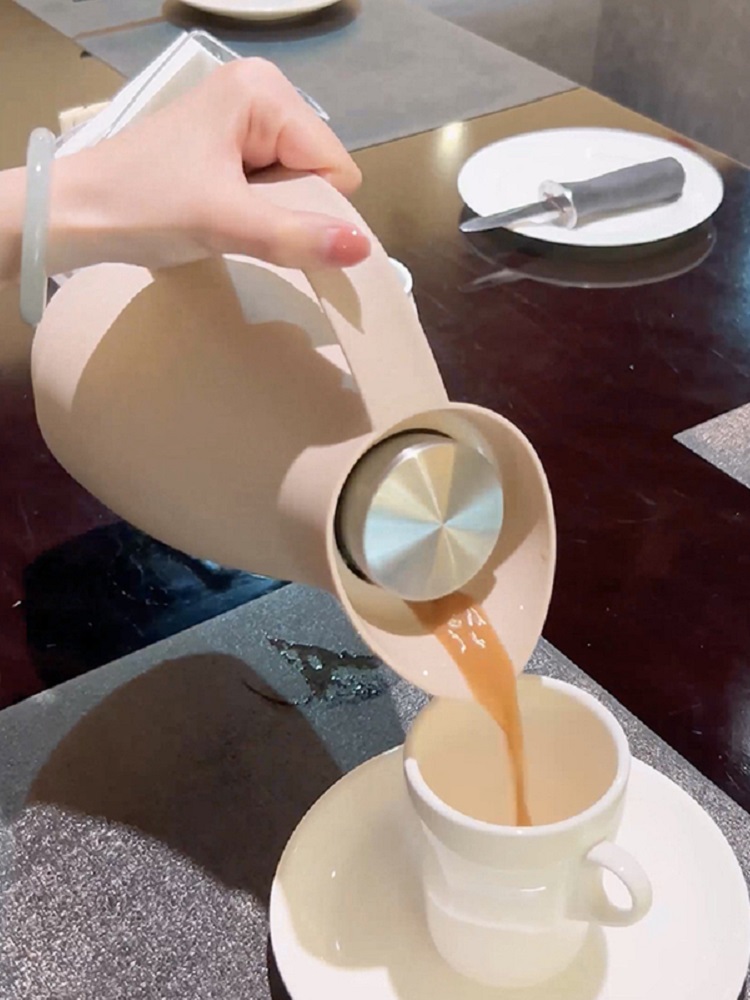 Vacuum-insulated flask with a  - Vacuum Insulated Flask 评论和价格