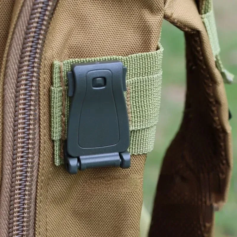Buckle Clip for Backpack Tacti - Outdoor Camping Stores 评论和价格